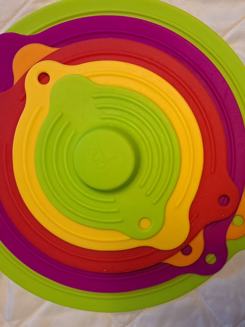 7 Pc Set of Colorful Silicone  Lids - Bright Multi